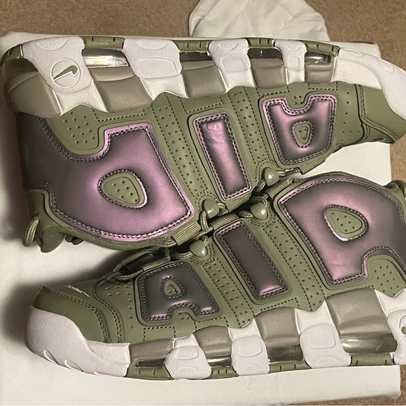 Nike Air More Uptempo Iridescent 917593-001 men’s size 11 - Picture 3 of 8